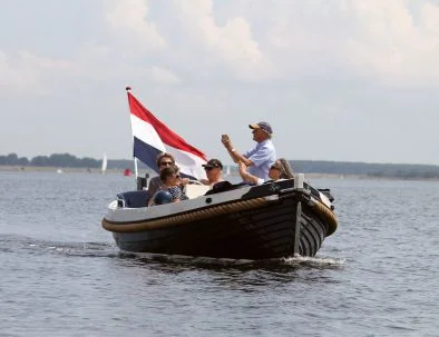 Weco 635 huur sloep met collega's op het veerse meer in zeeland