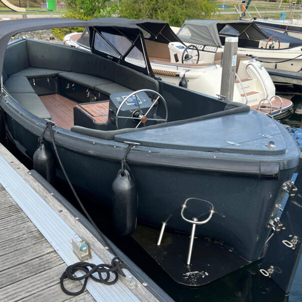 12 personen sloep met kap